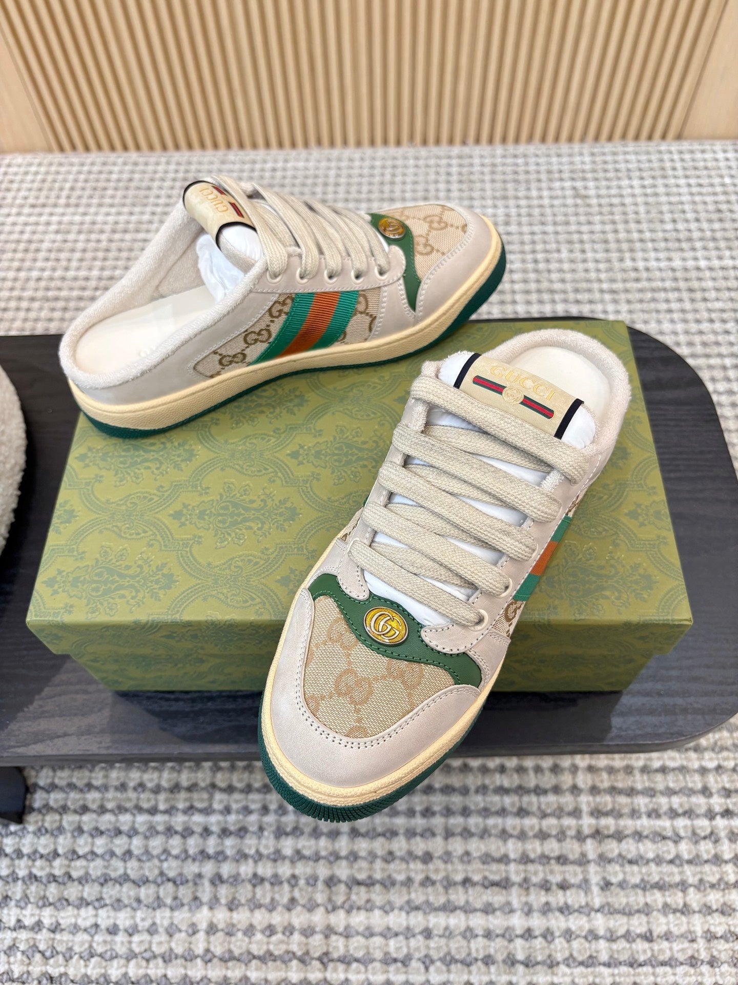 G-Sneakers