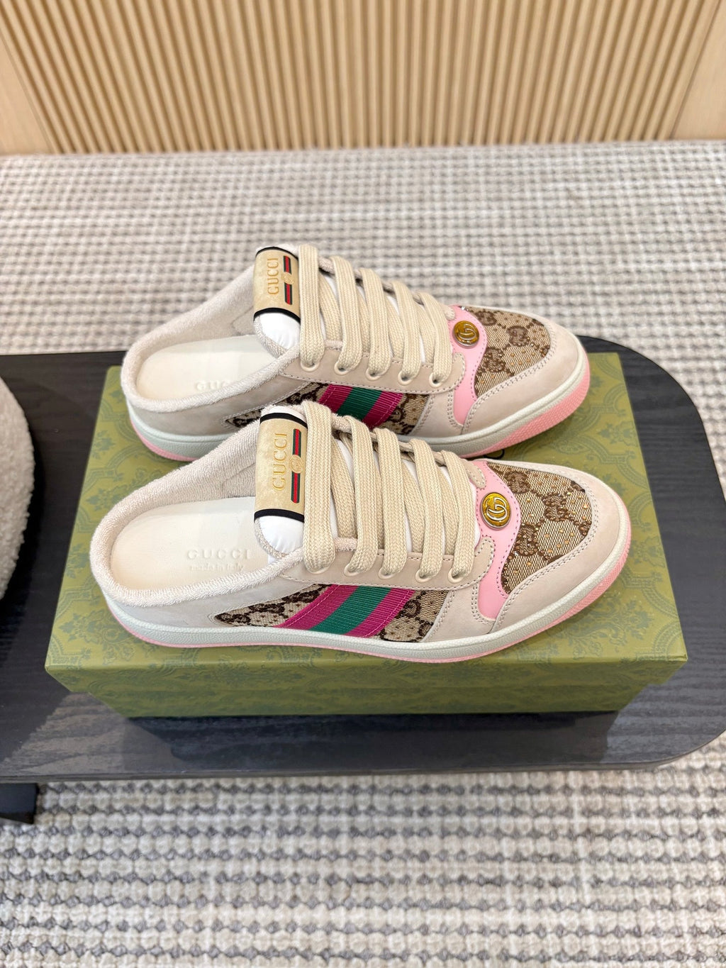 G-Sneakers