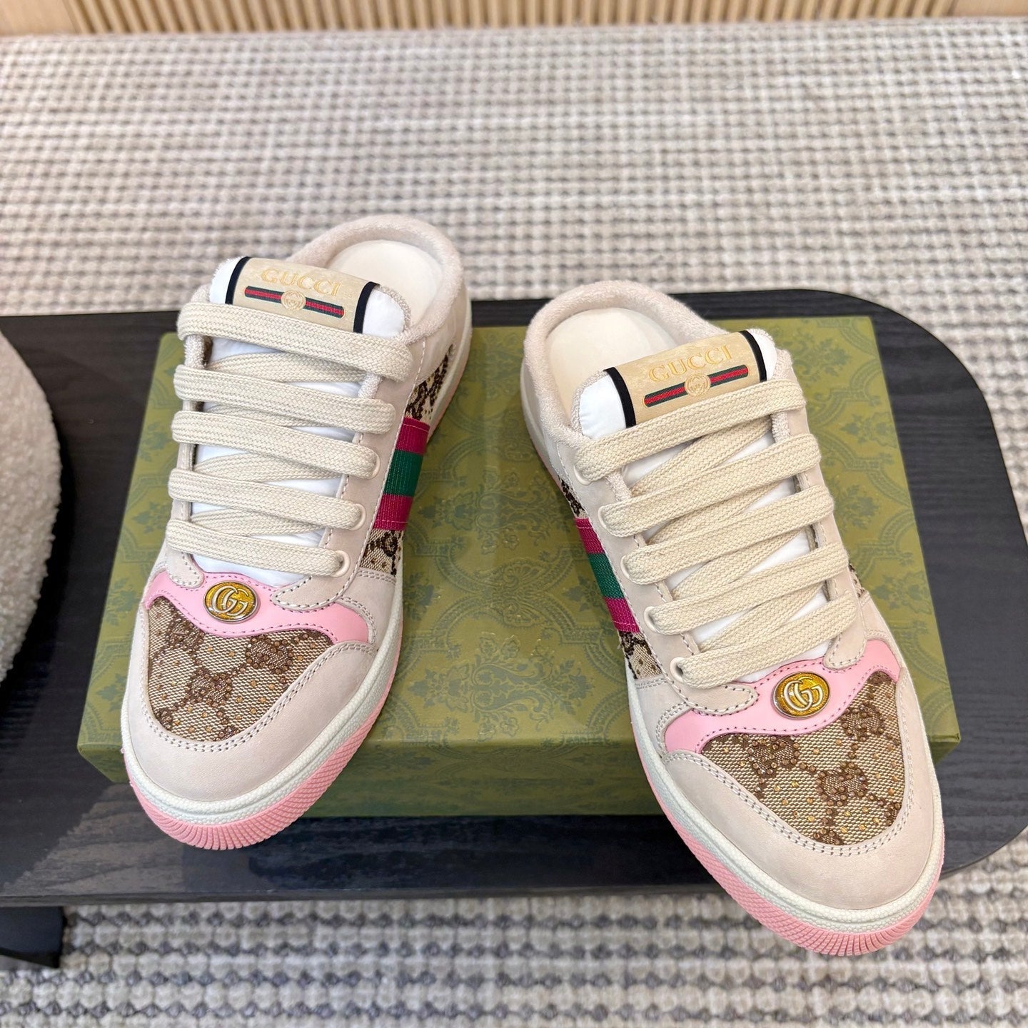 G-Sneakers