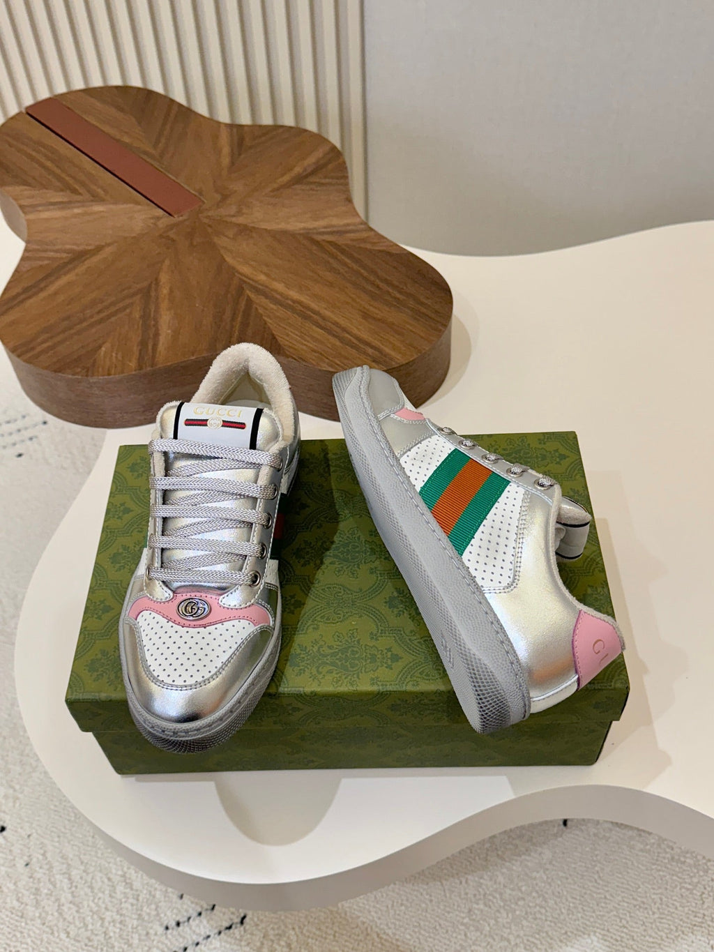 G-Sneakers
