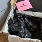 B-Sneakers