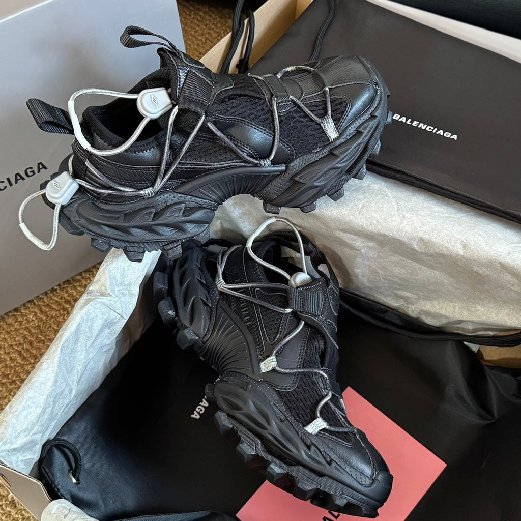 B-Sneakers