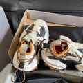 B-Sneakers