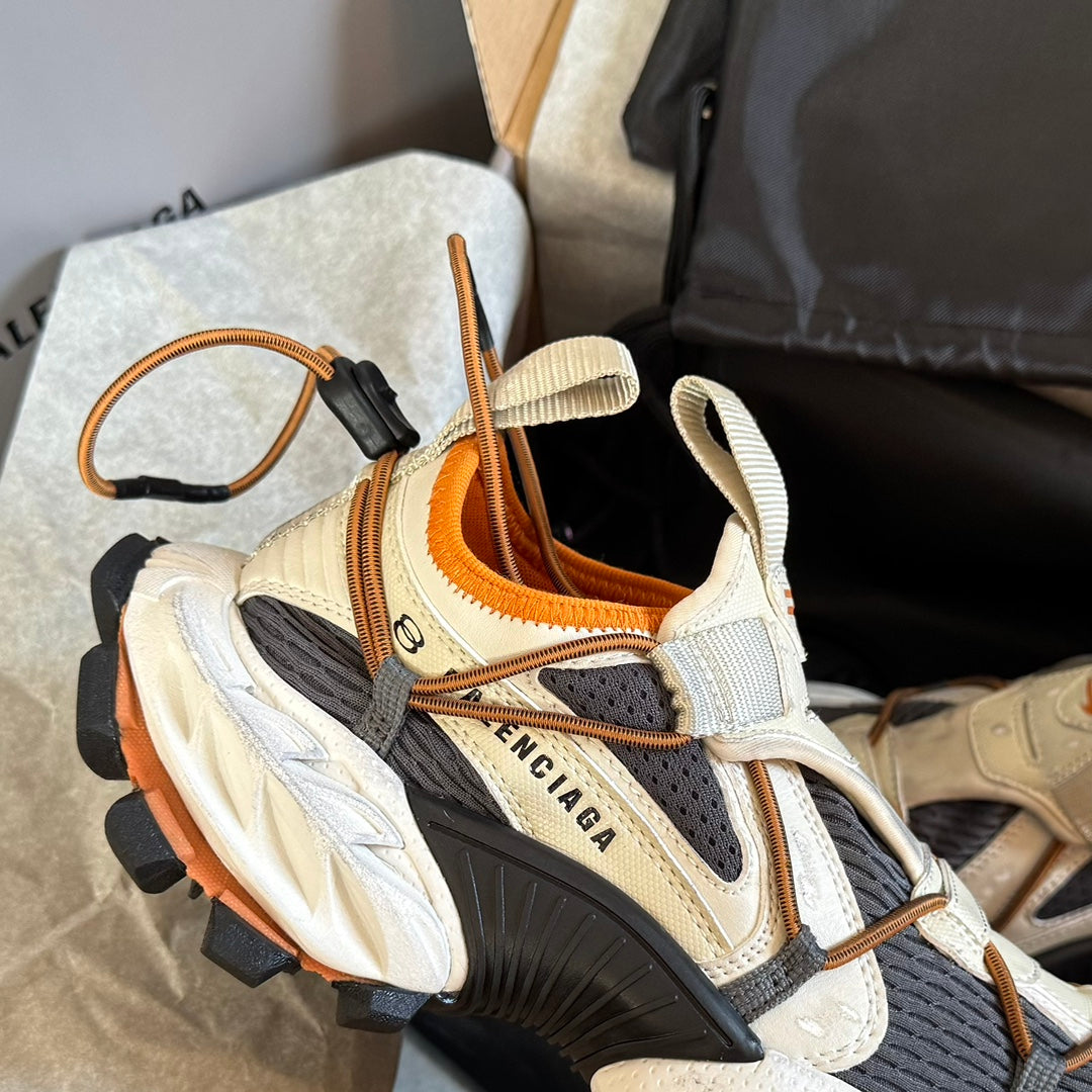 B-Sneakers