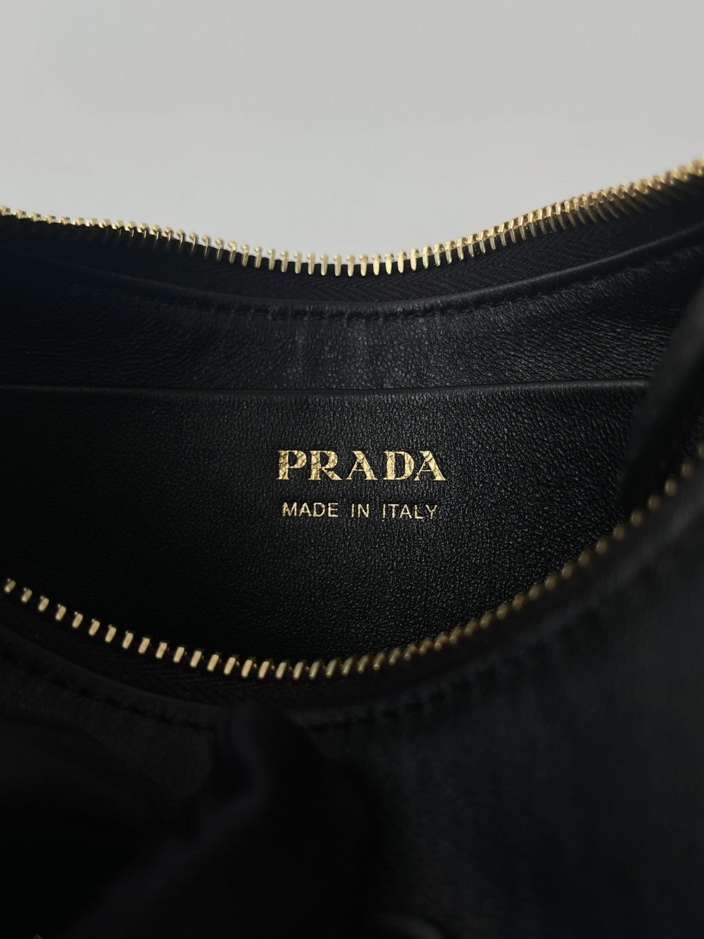 P-Shoulder Bag