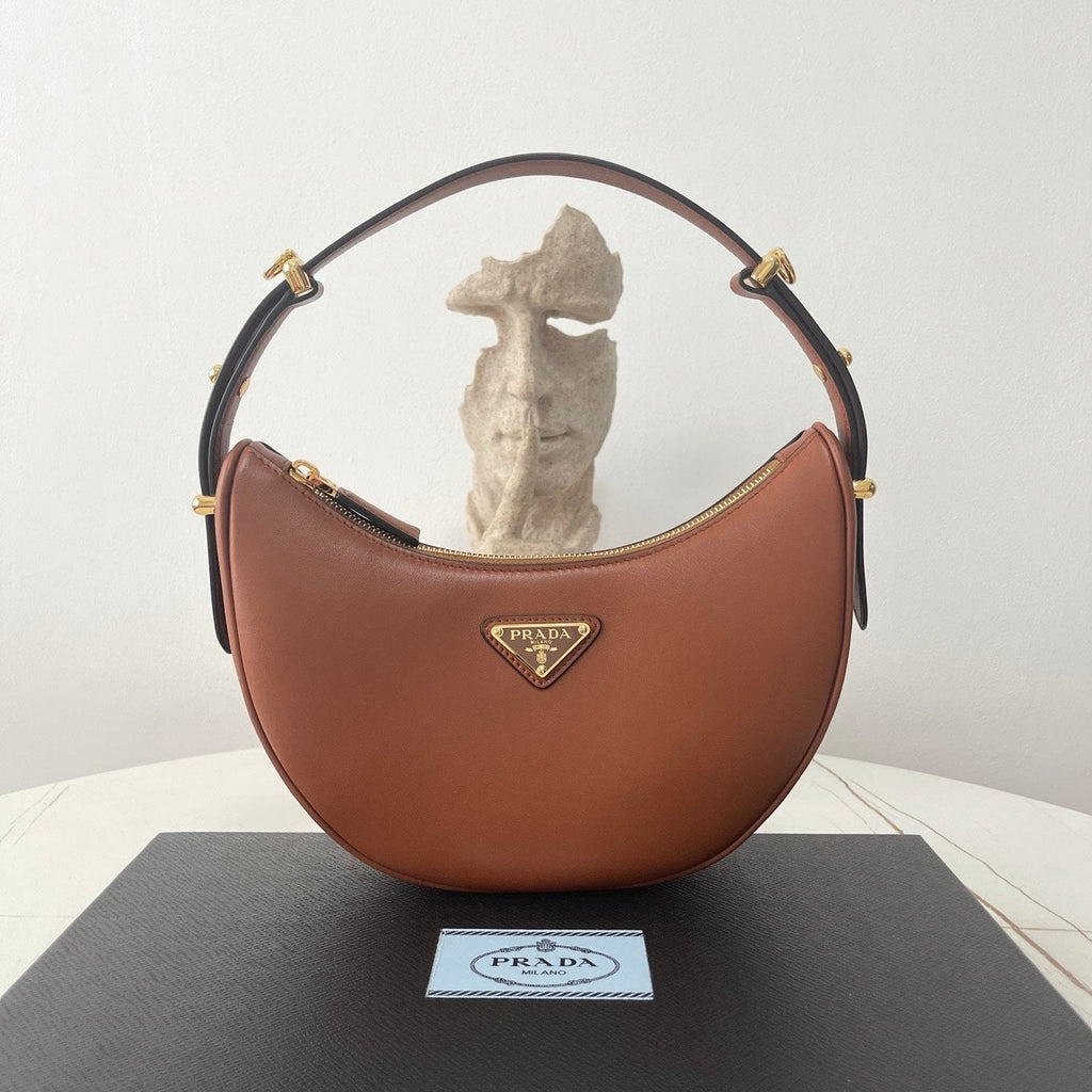 P-Shoulder Bag