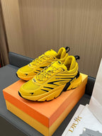D-Sneakers
