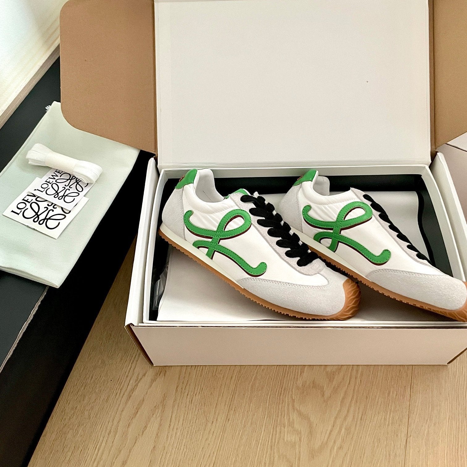L2-Sneakers