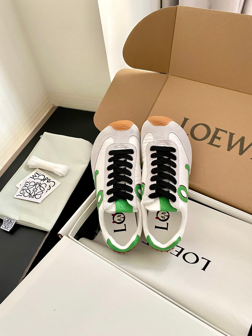 L2-Sneakers