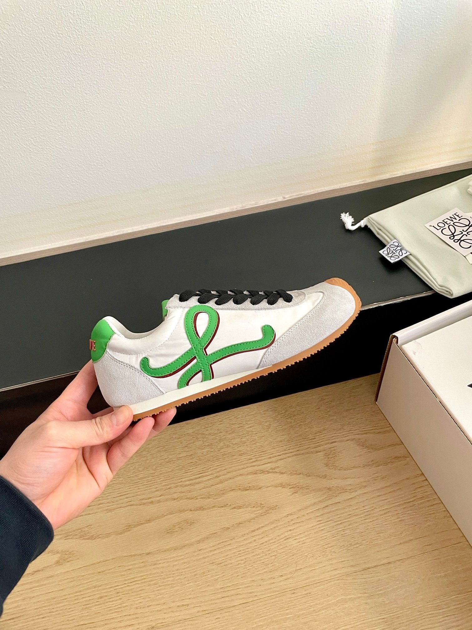 L2-Sneakers
