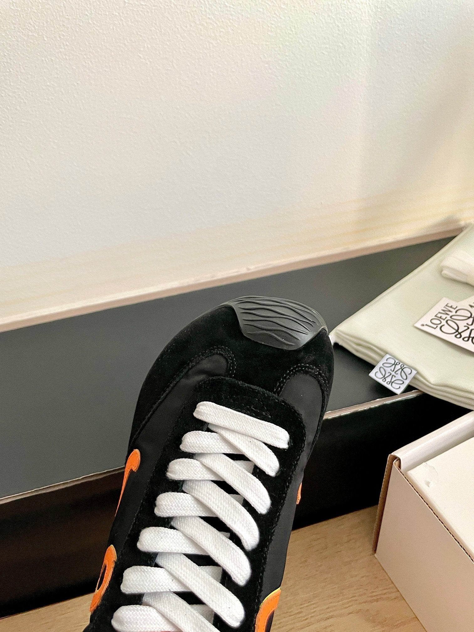 L2-Sneakers