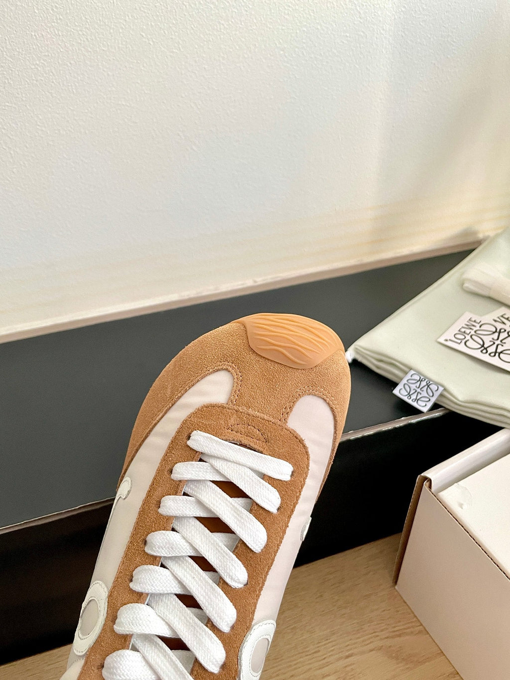 L2-Sneakers