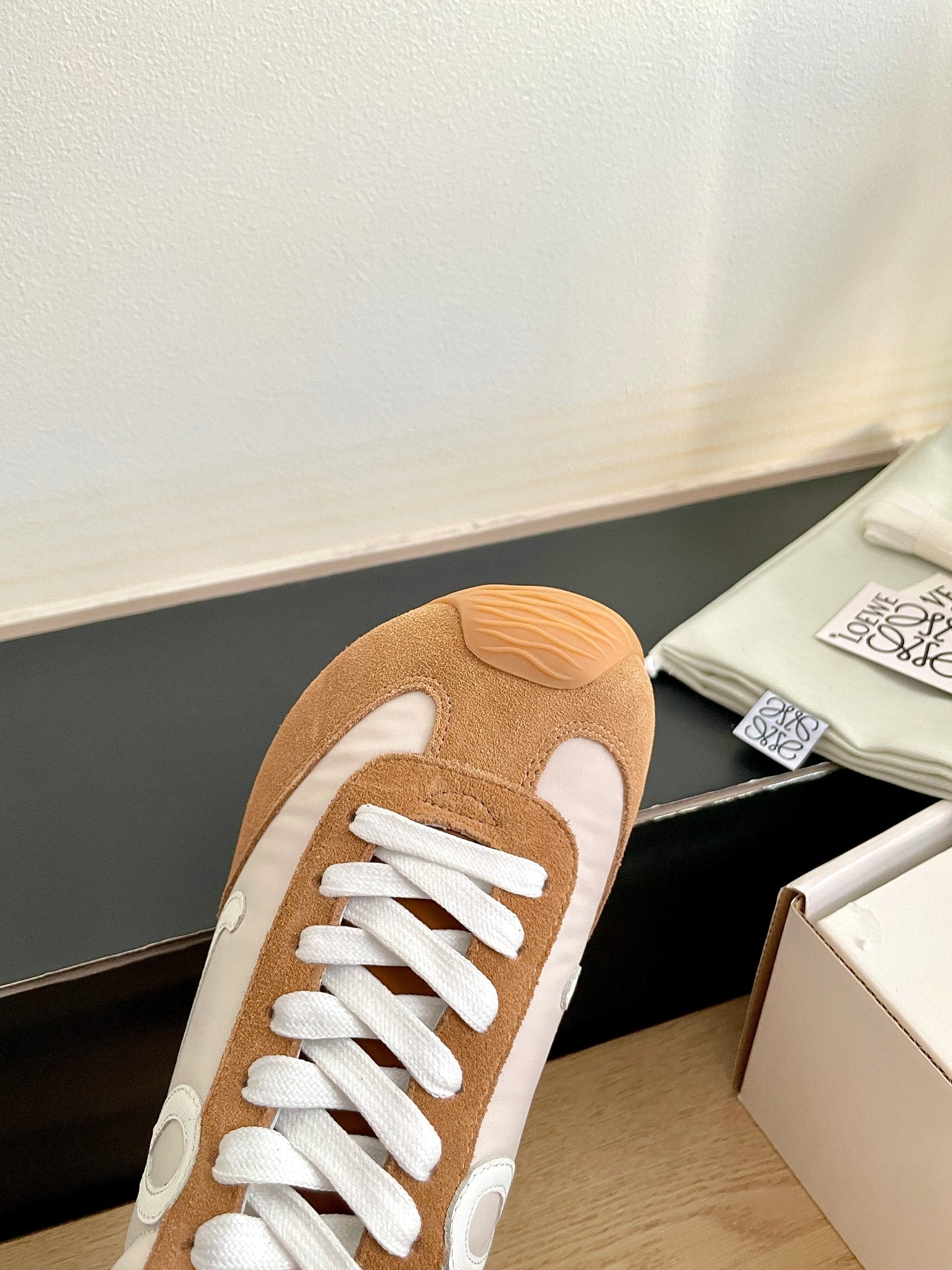 L2-Sneakers