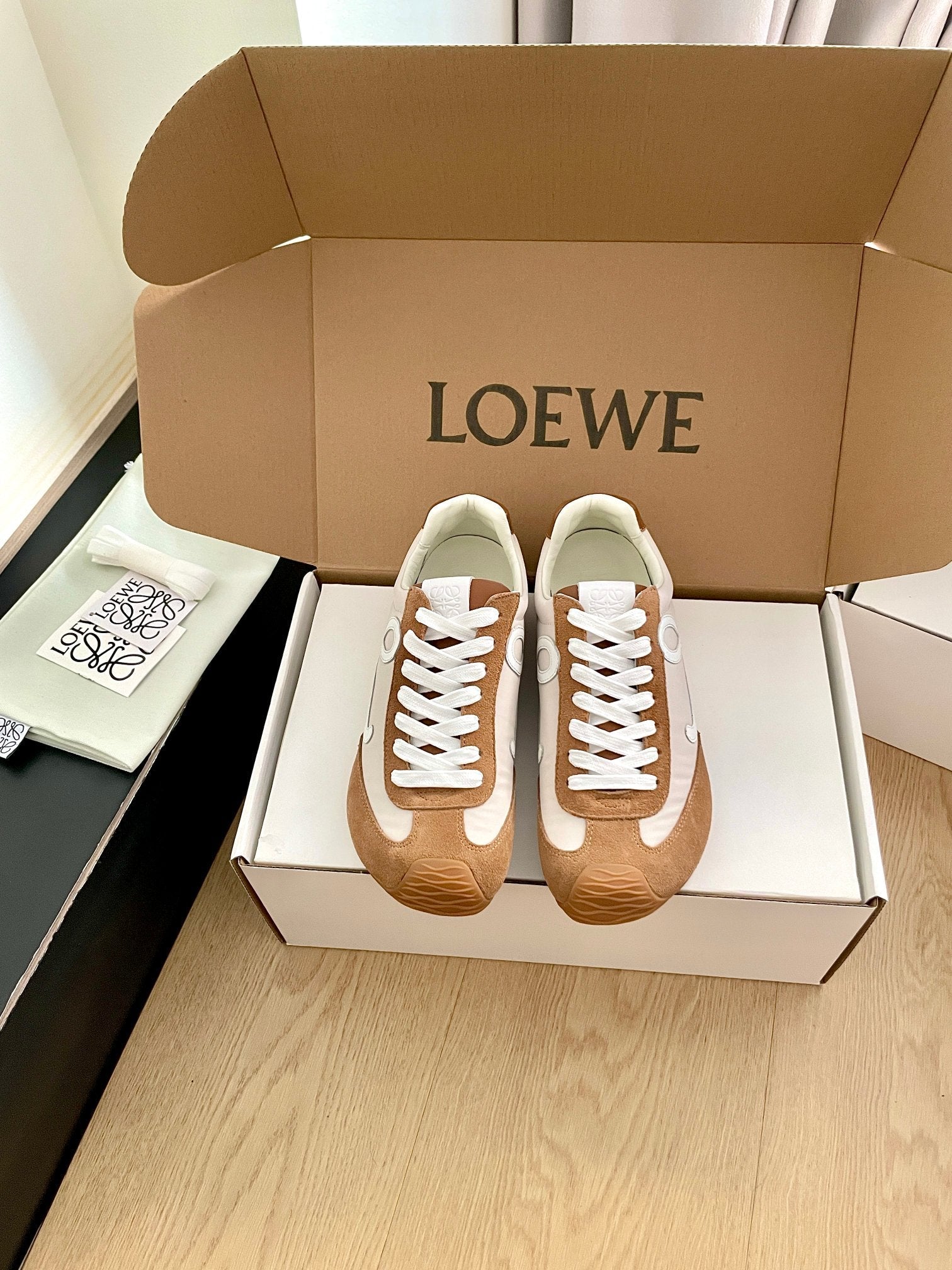 L2-Sneakers