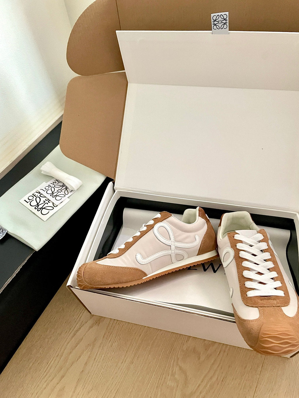 L2-Sneakers