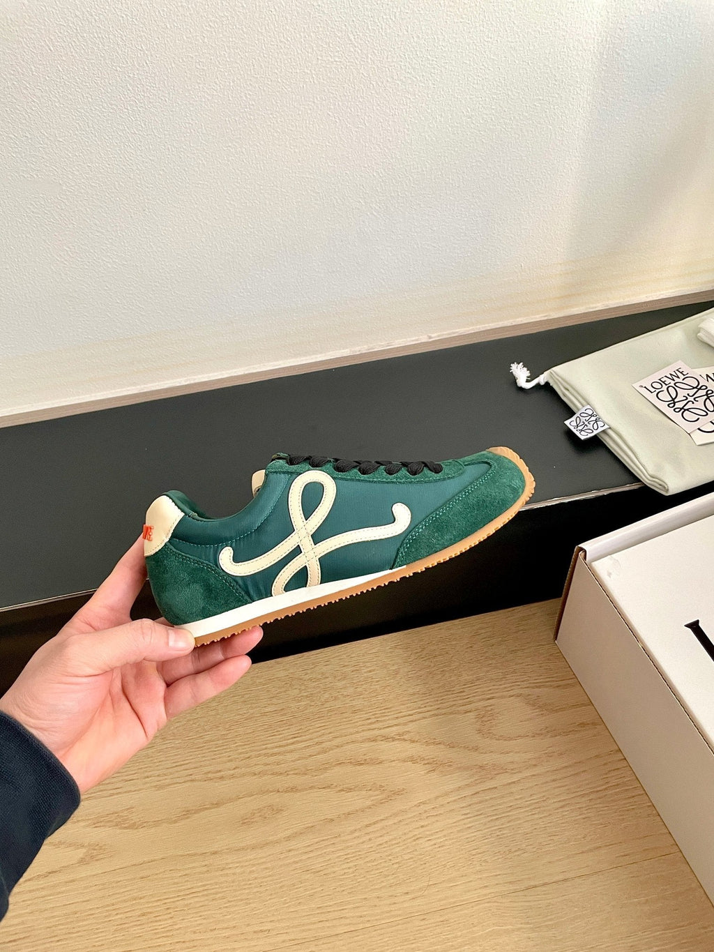 L2-Sneakers