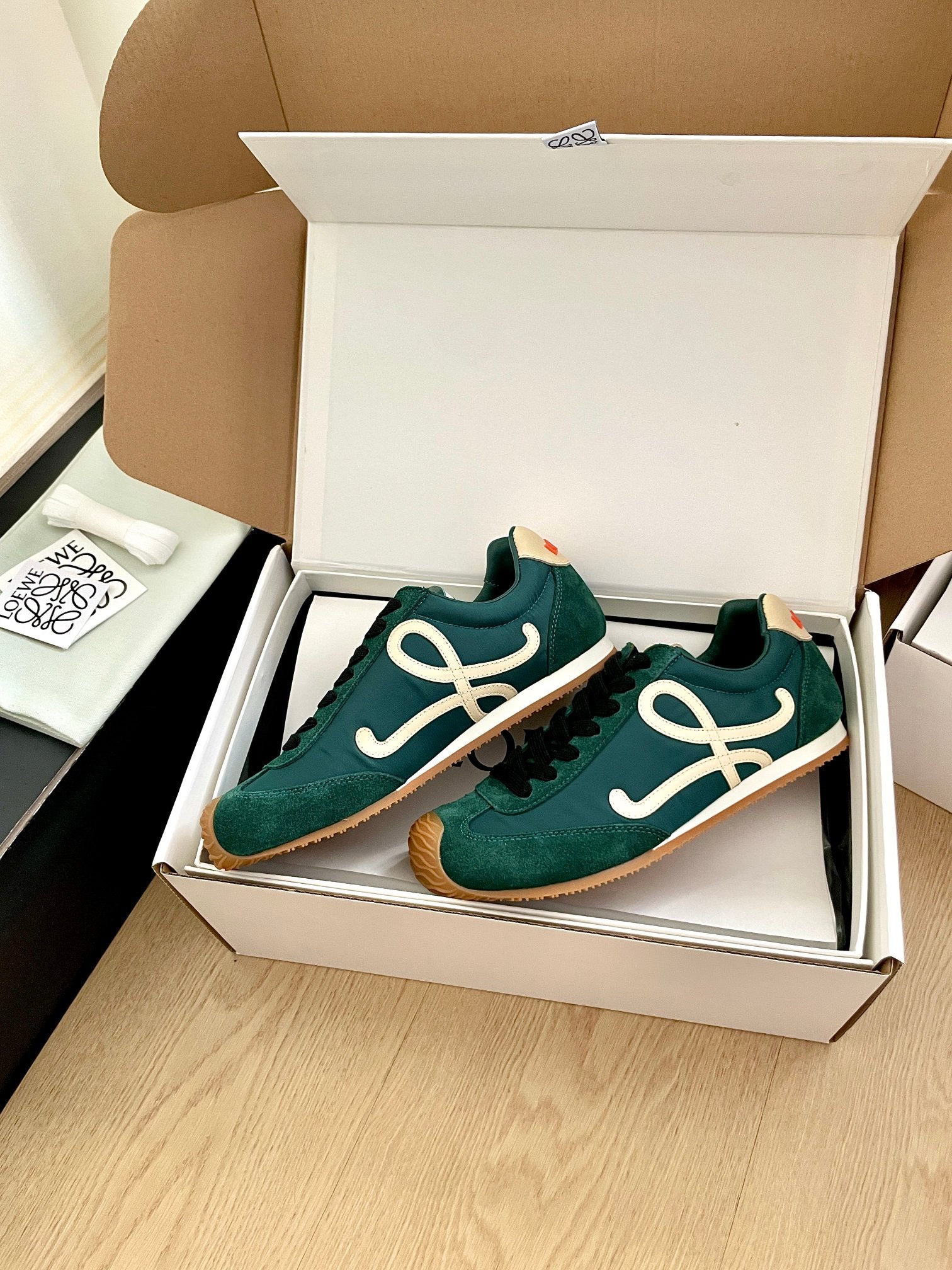L2-Sneakers