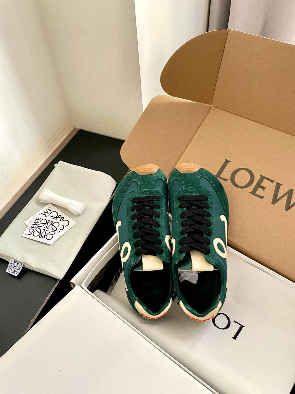 L2-Sneakers
