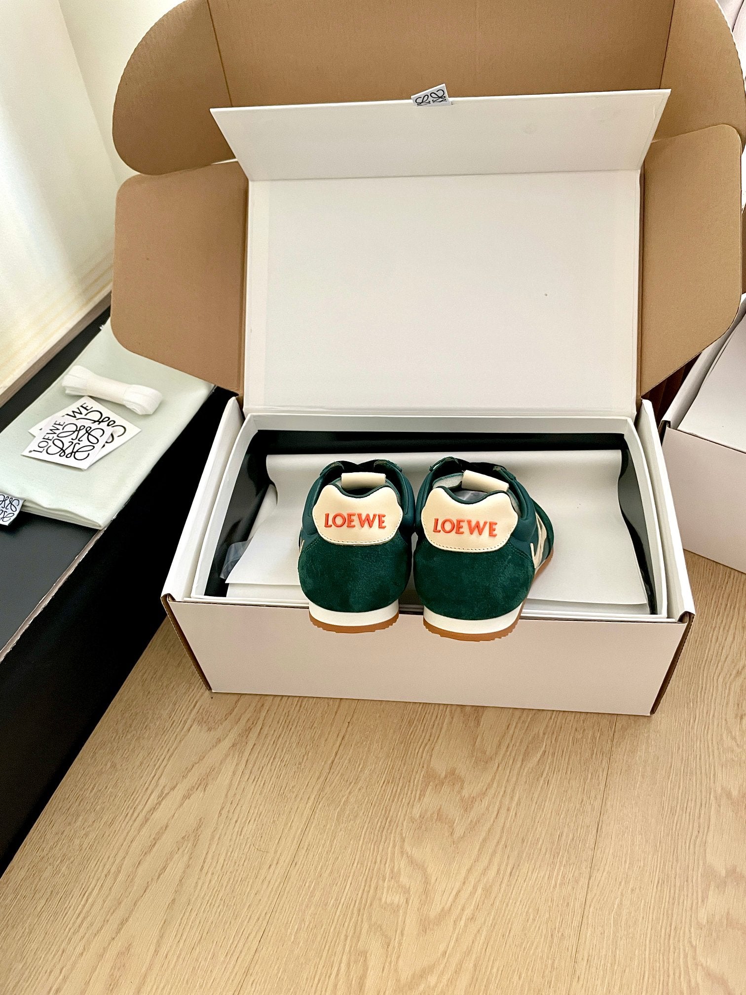 L2-Sneakers