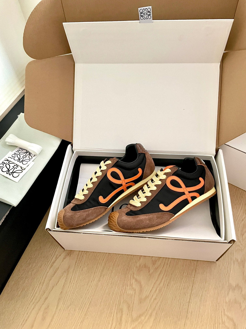 L2-Sneakers
