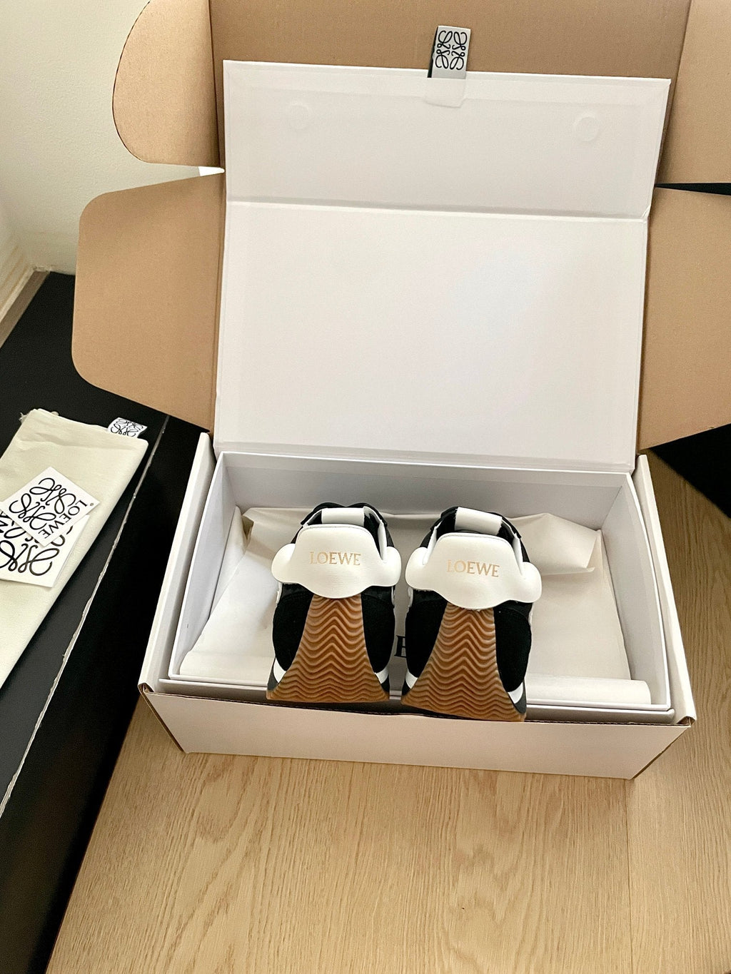 L2-Sneakers