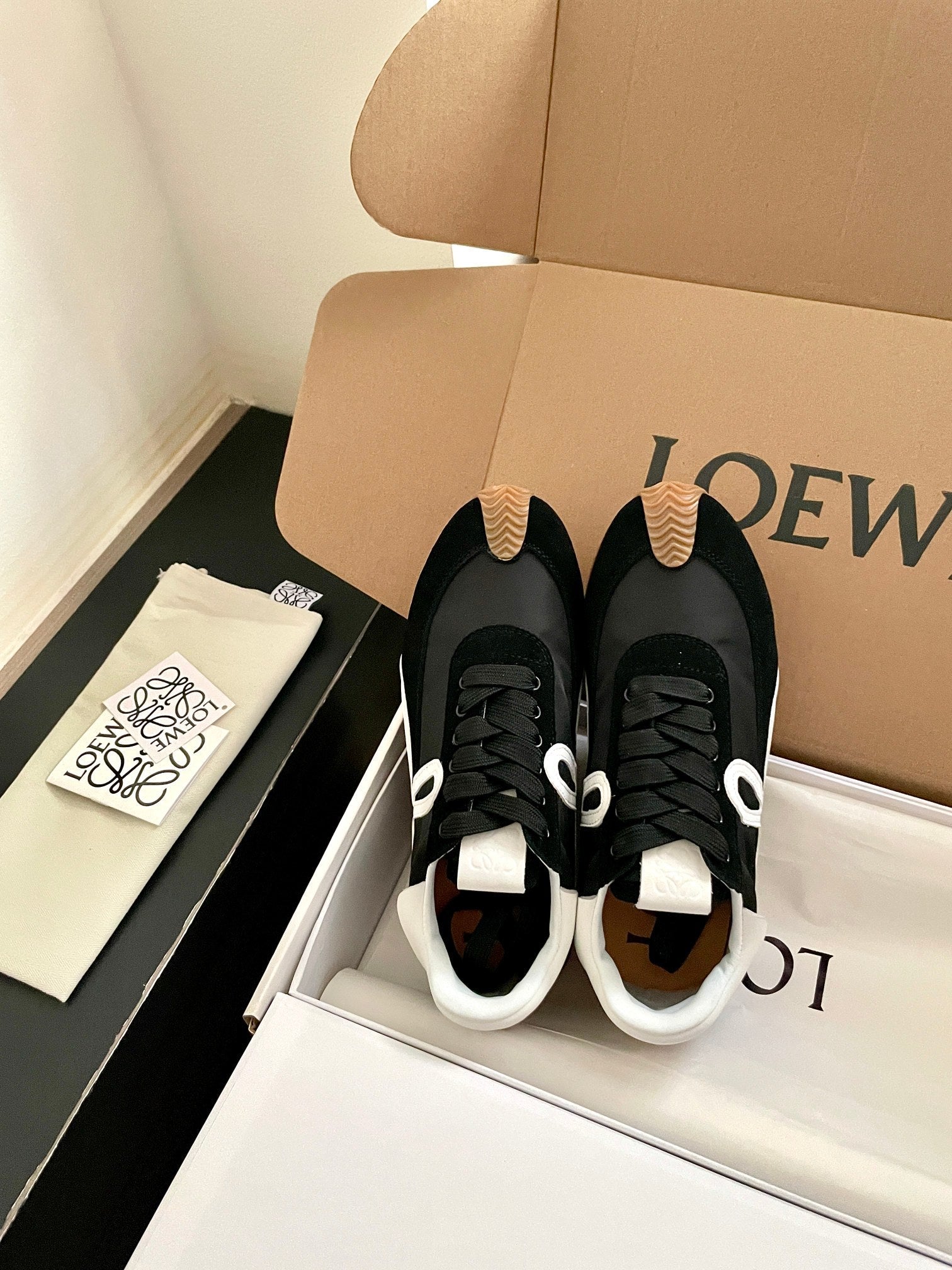 L2-Sneakers