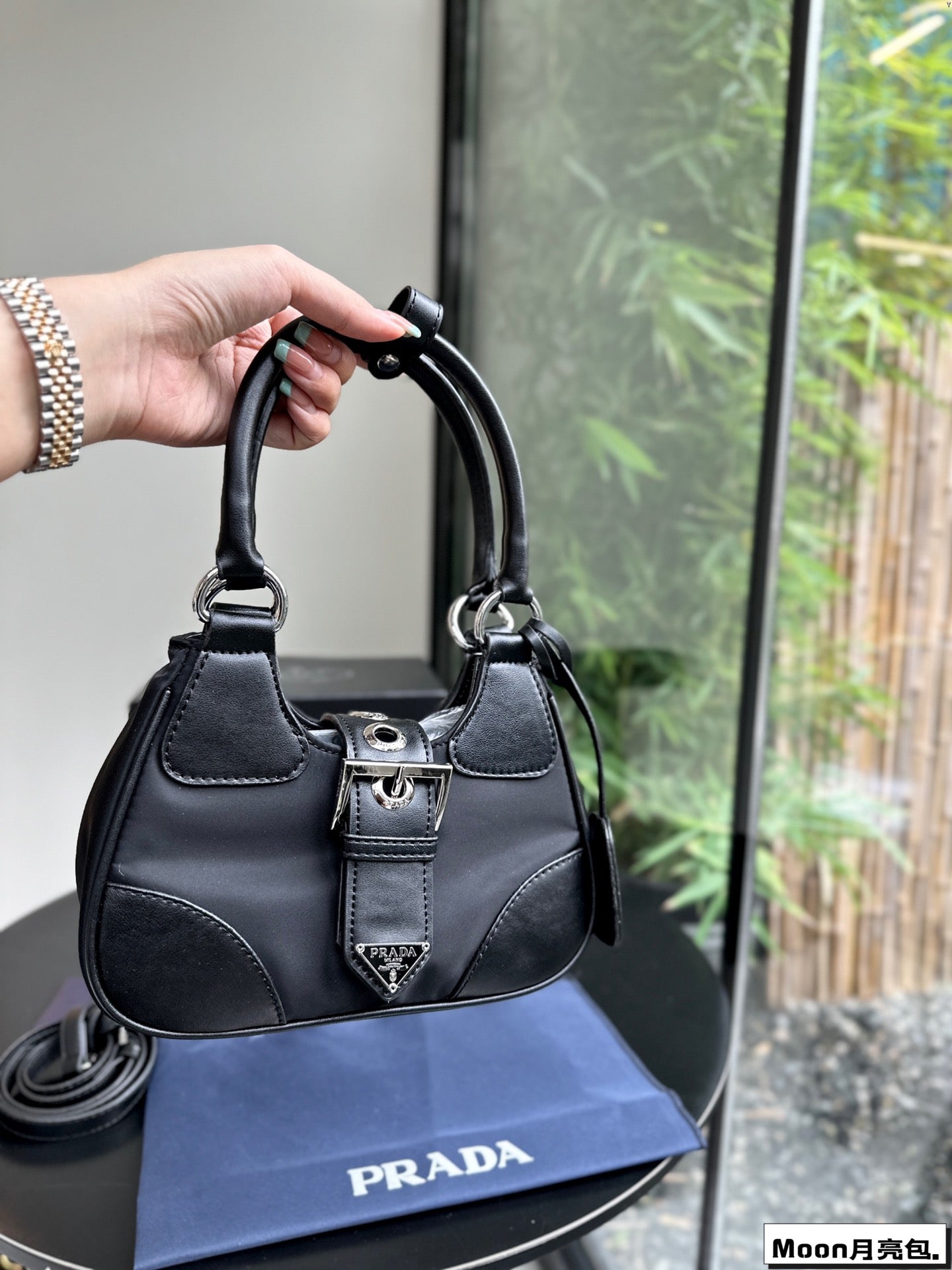 P-Shoulder Bag
