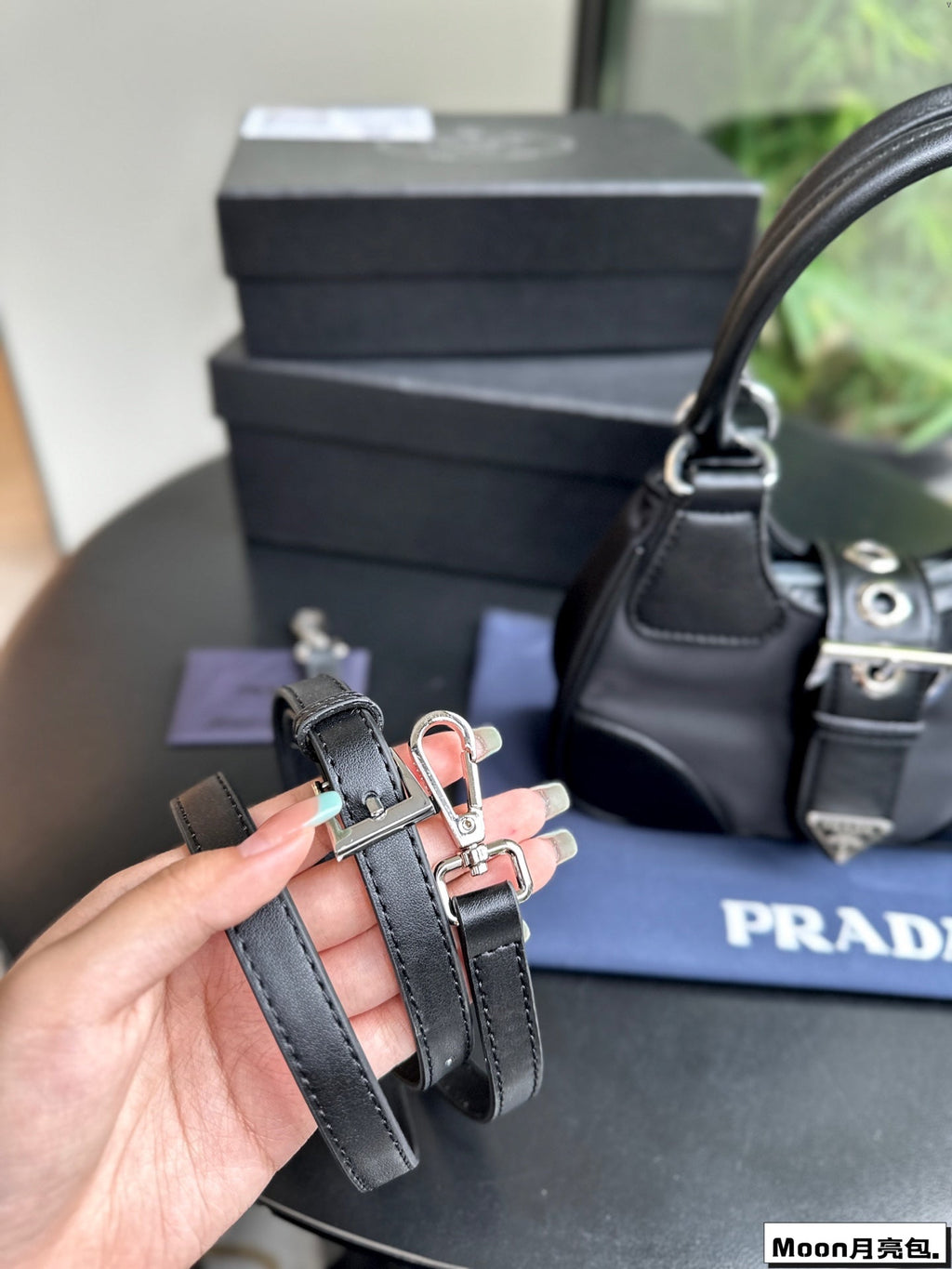 P-Shoulder Bag