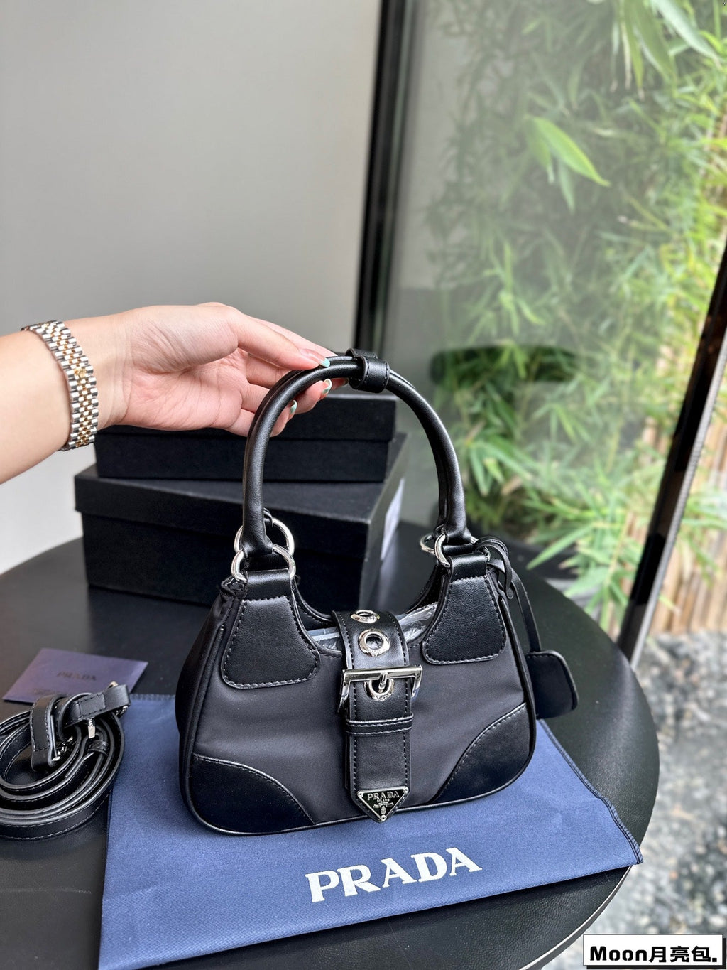 P-Shoulder Bag