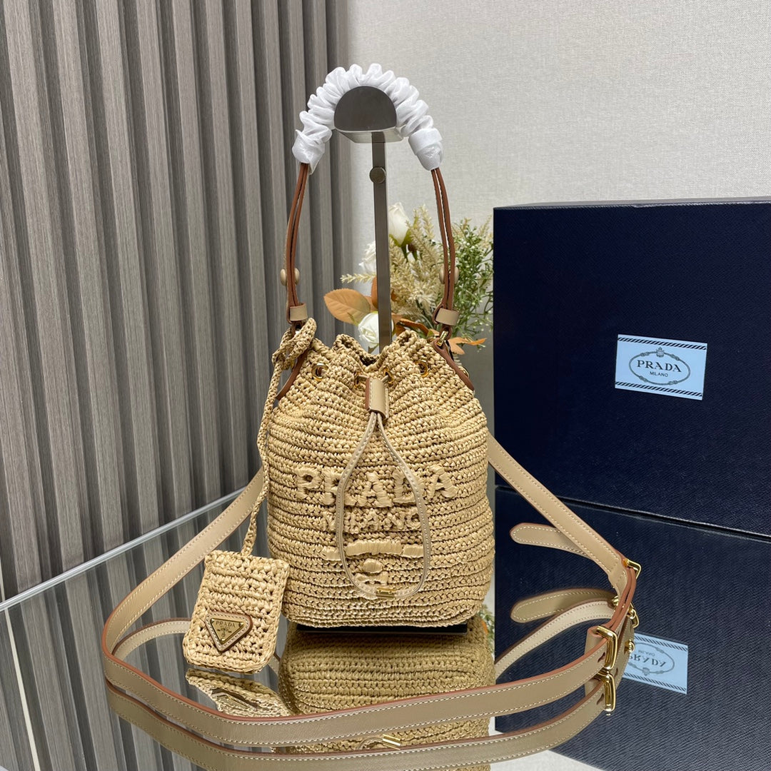 P-Shoulder Bag