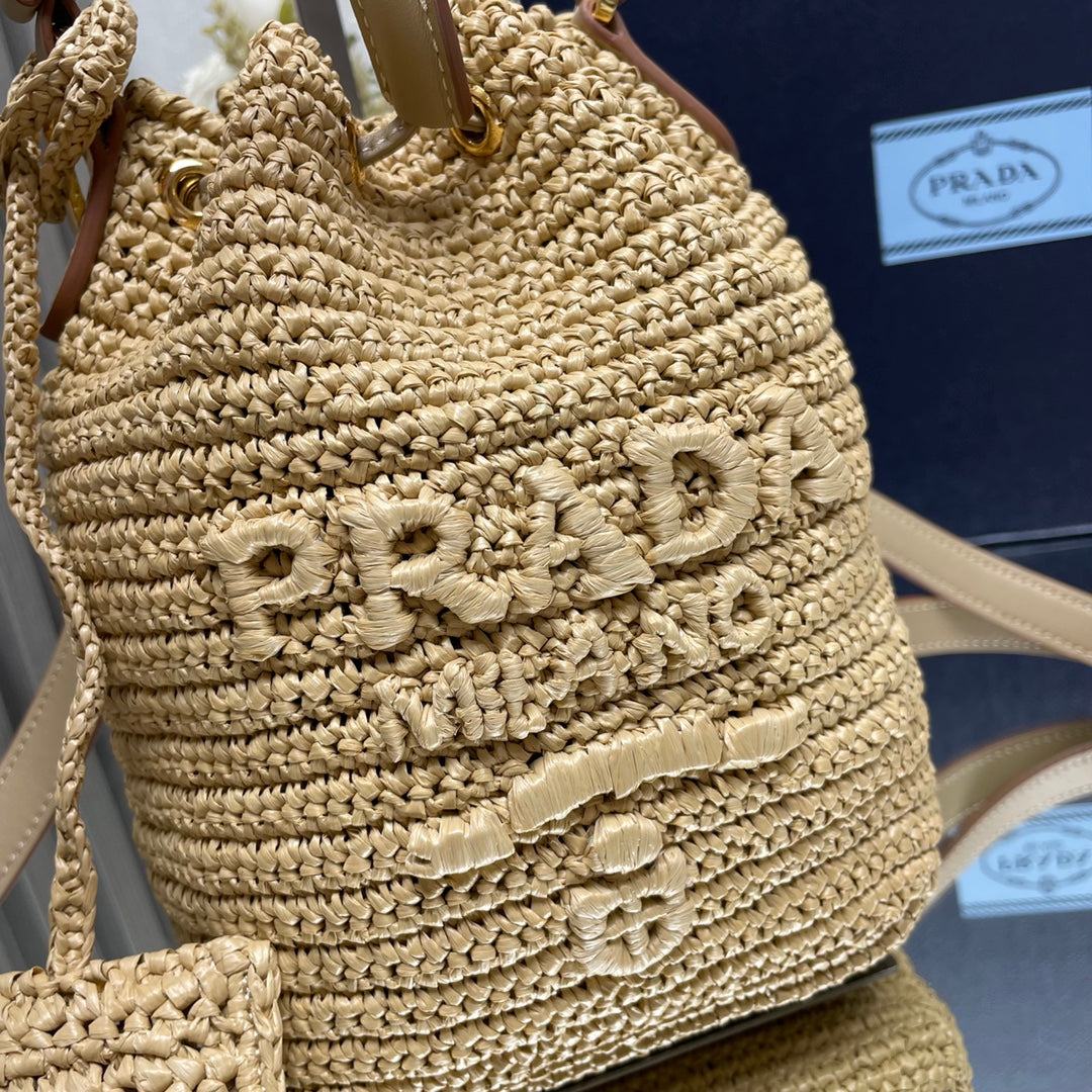 P-Shoulder Bag