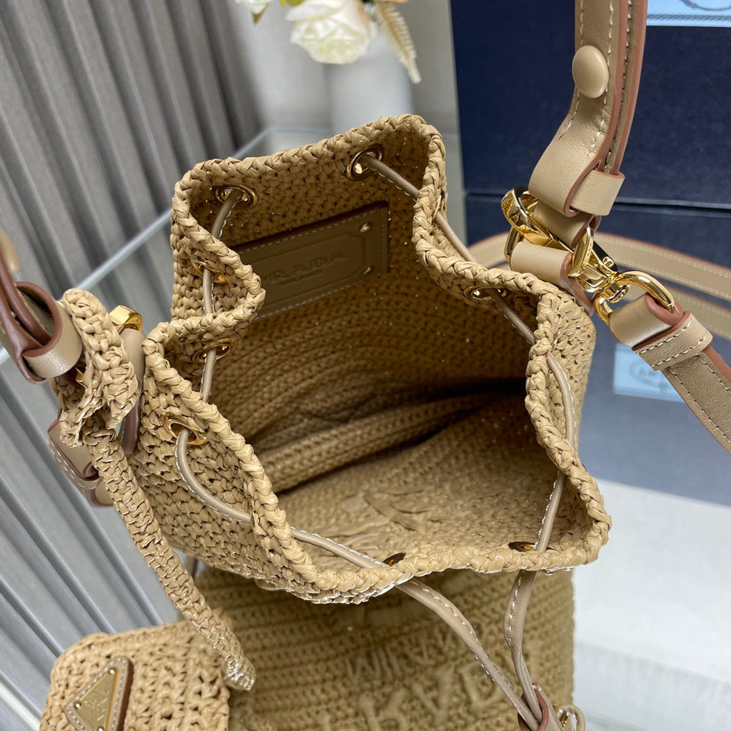 P-Shoulder Bag