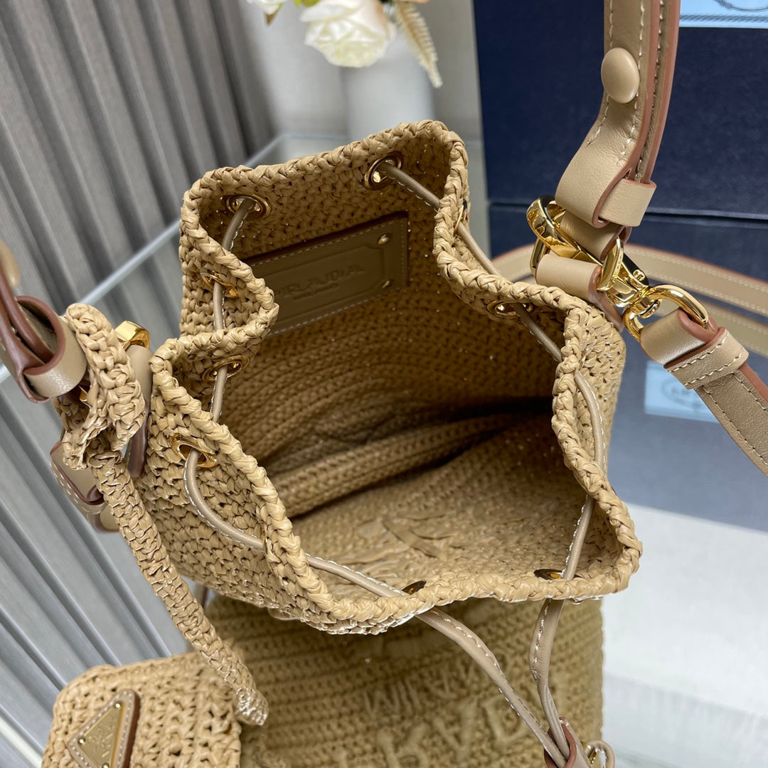 P-Shoulder Bag