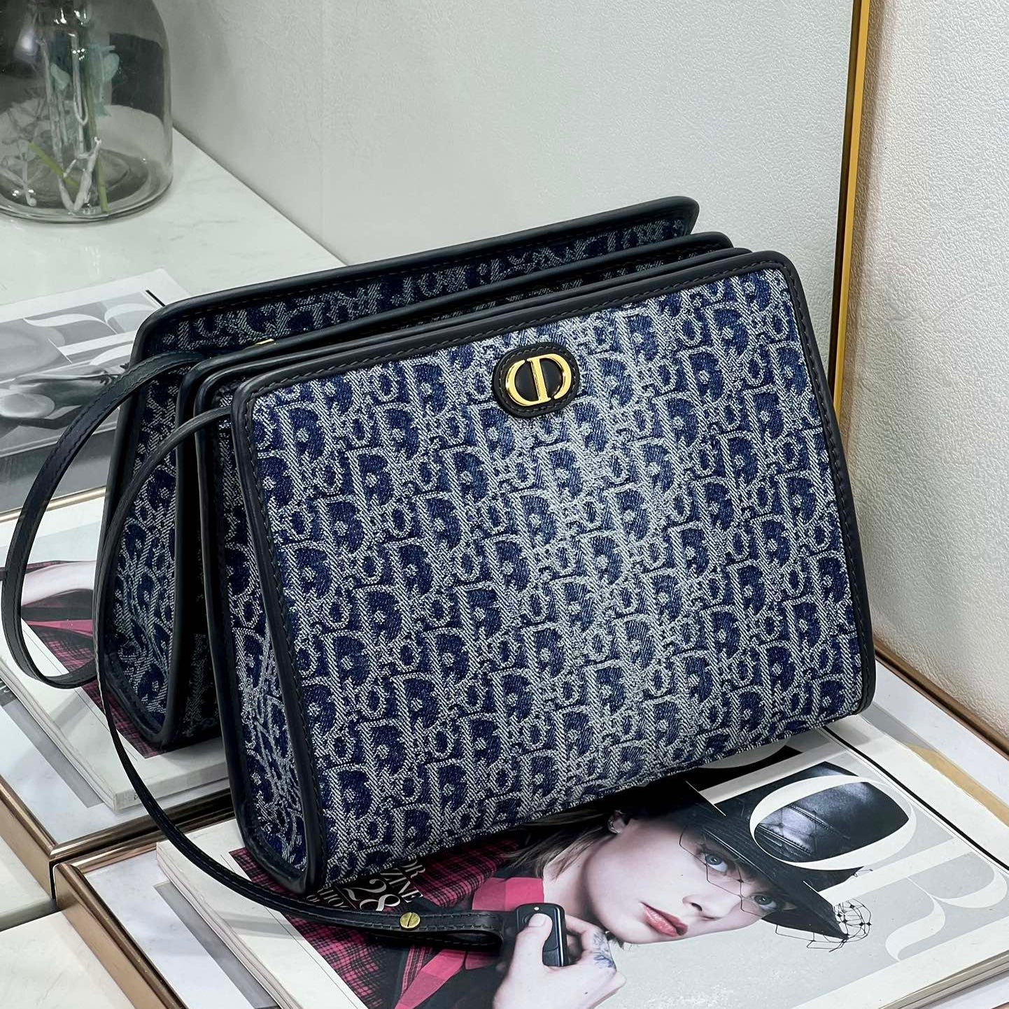 D-Book Tote