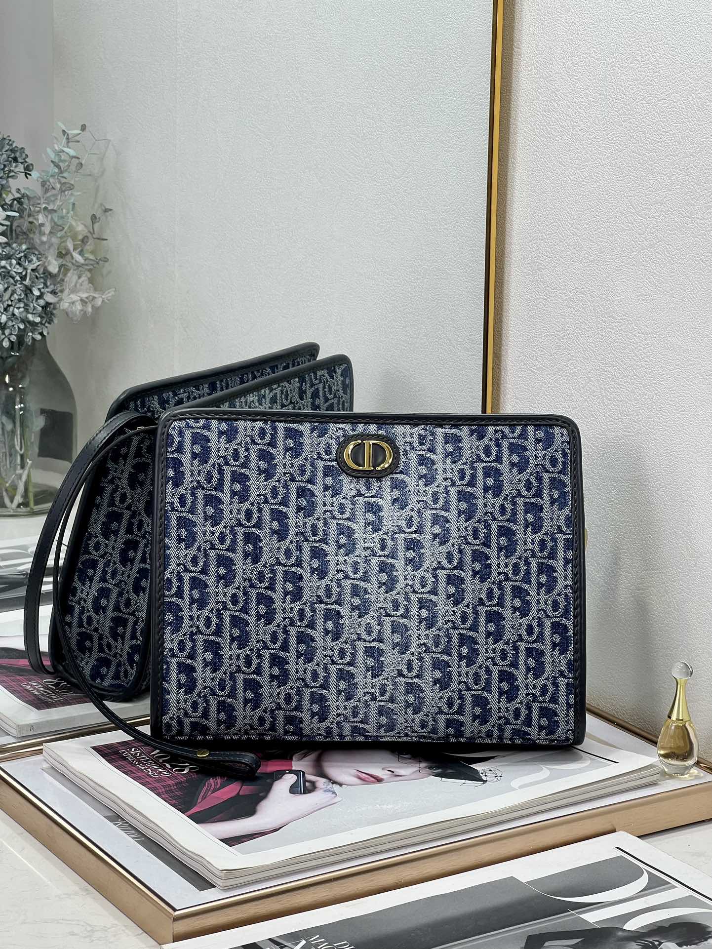 D-Book Tote