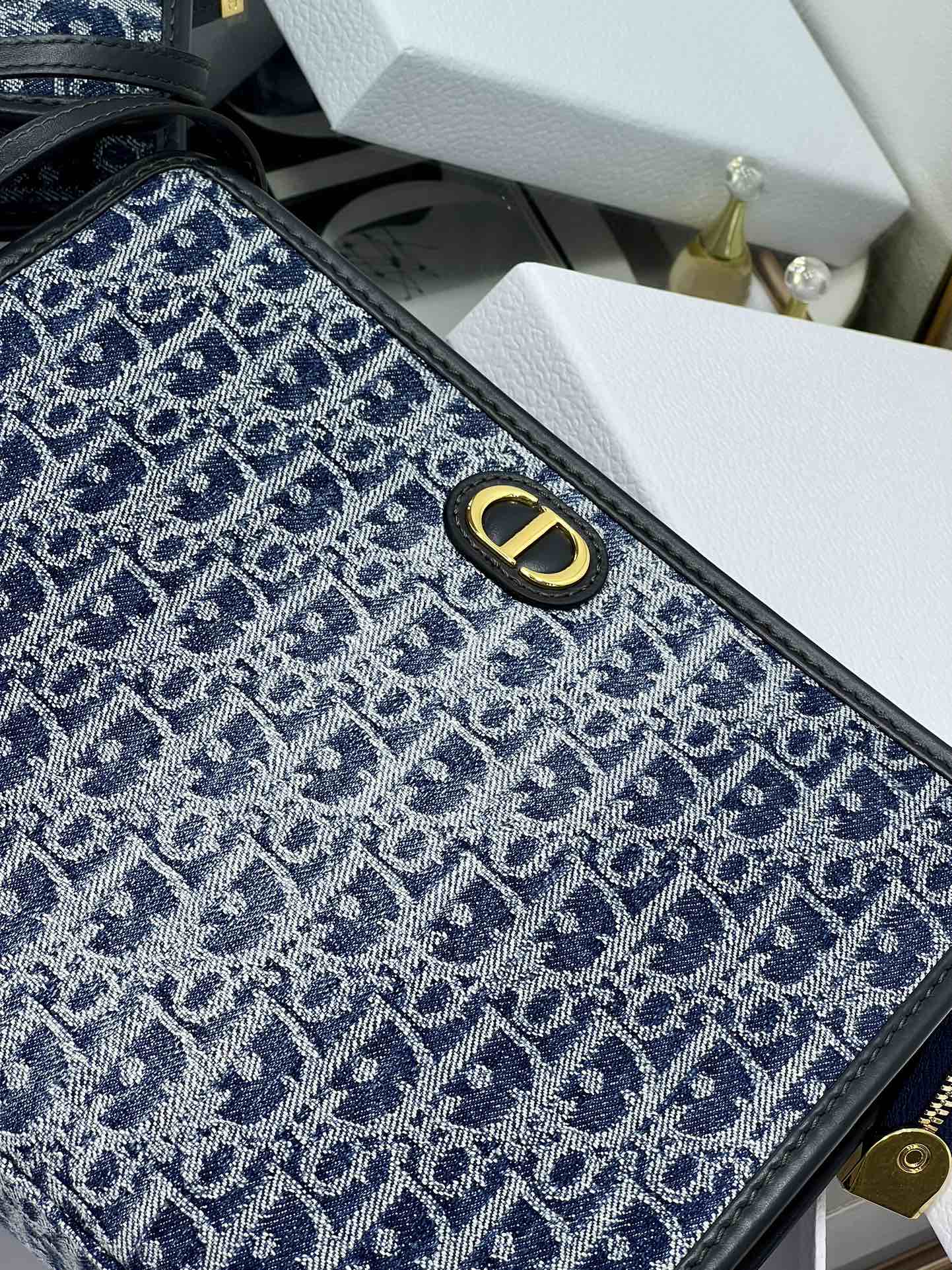 D-Book Tote