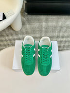 S-Sneakers