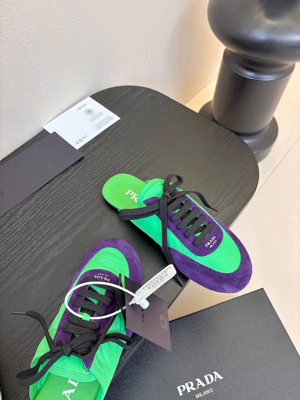 P-Sneakers