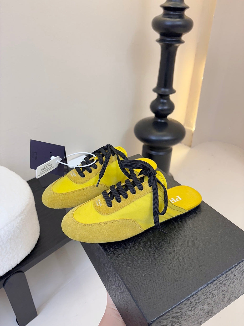 P-Sneakers