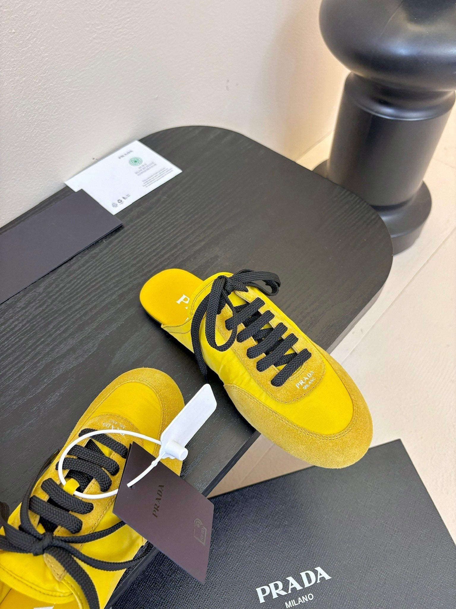 P-Sneakers