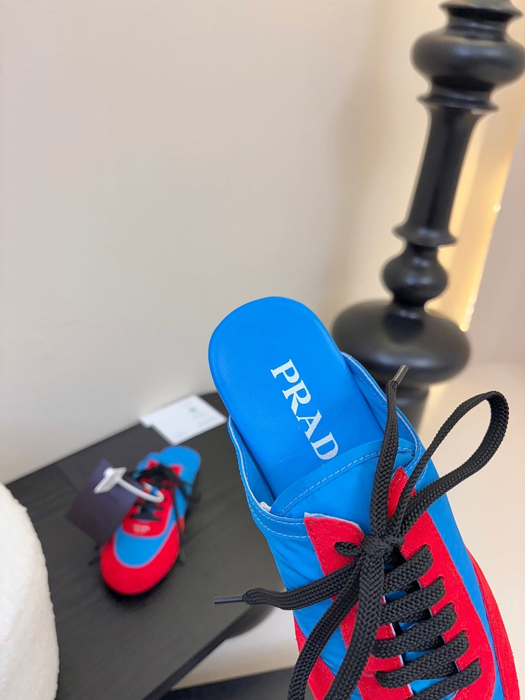 P-Sneakers