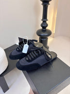 P-Sneakers