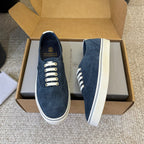 L-Sneakers