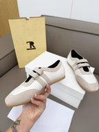 T-Sneakers