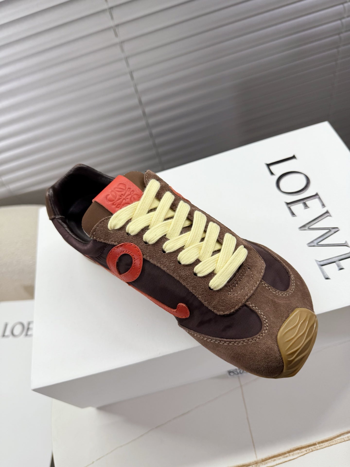 L2-Sneakers