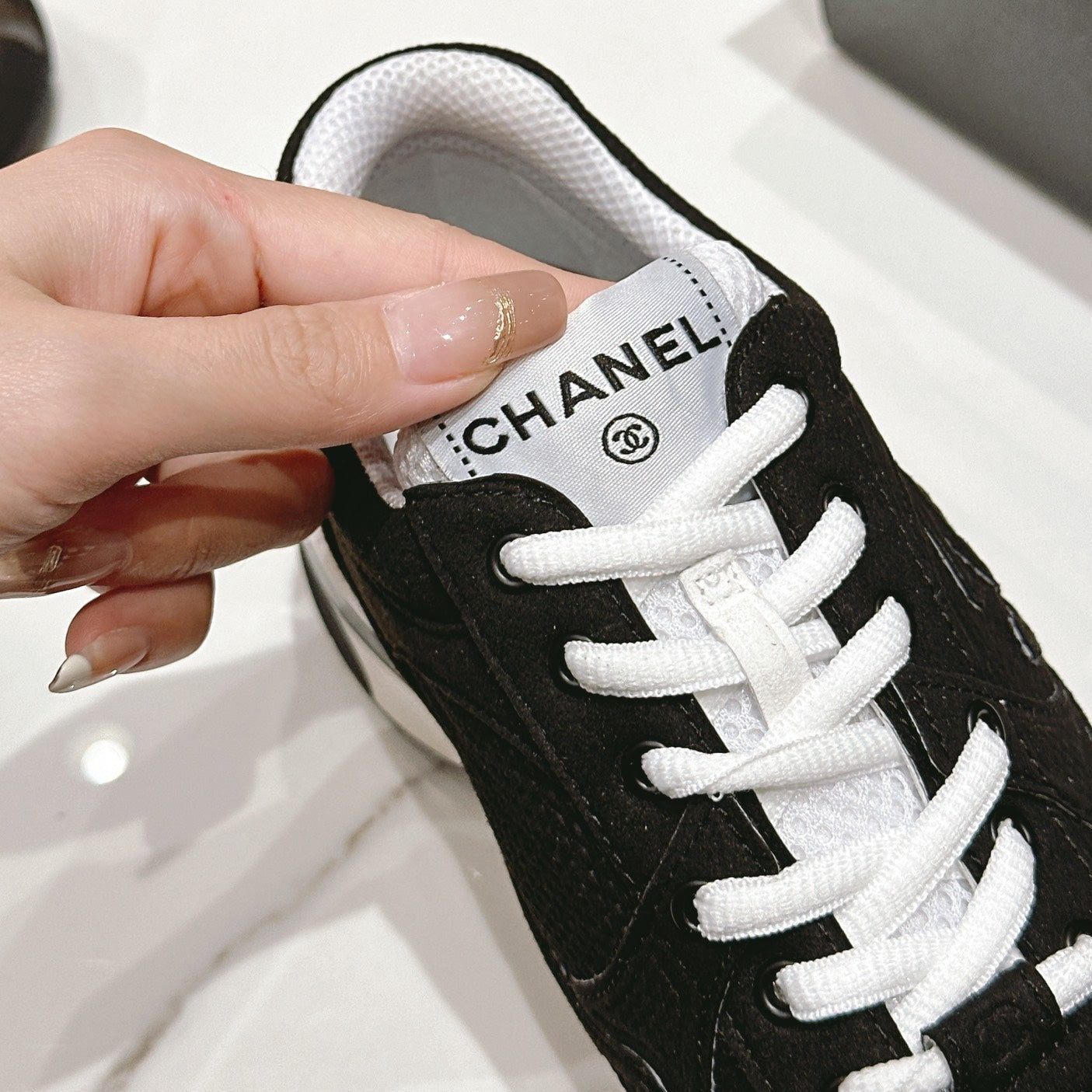 C-Sneakers
