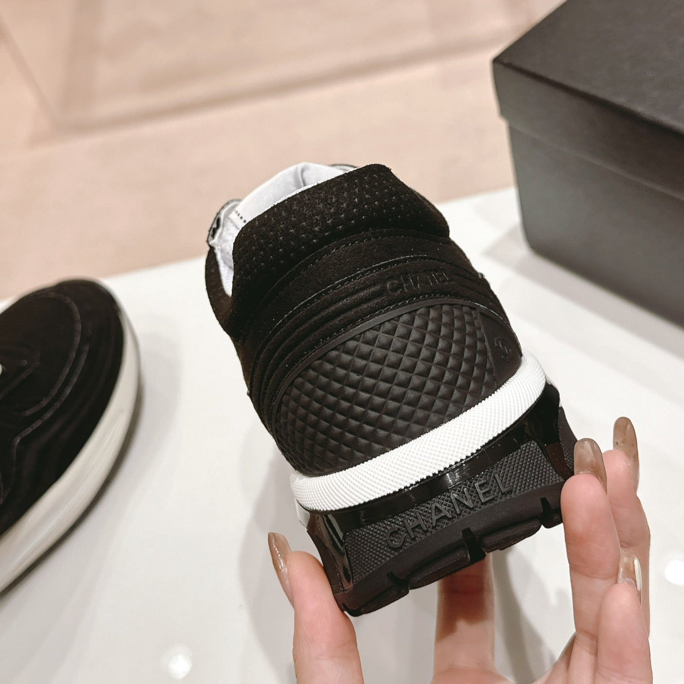 C-Sneakers