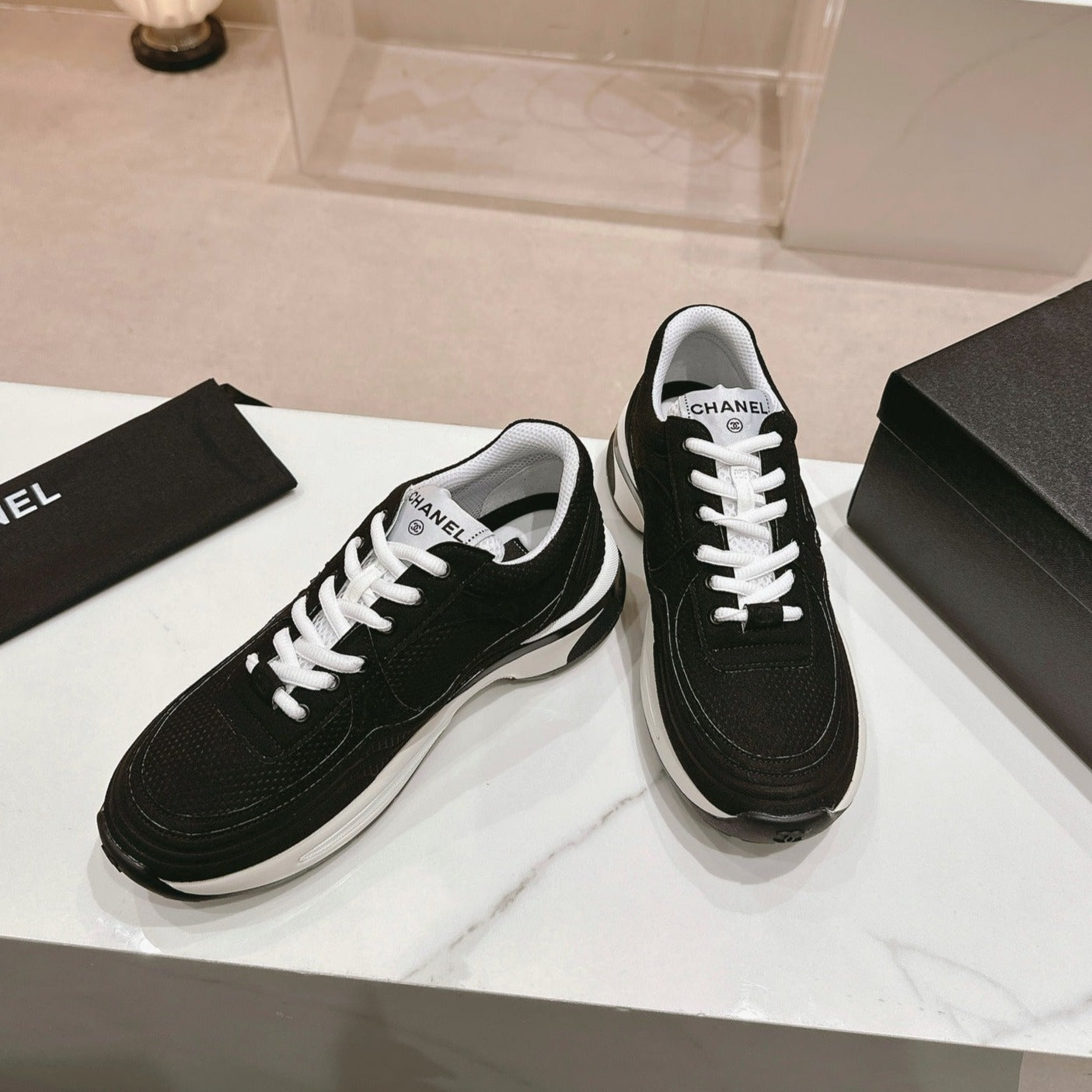 C-Sneakers