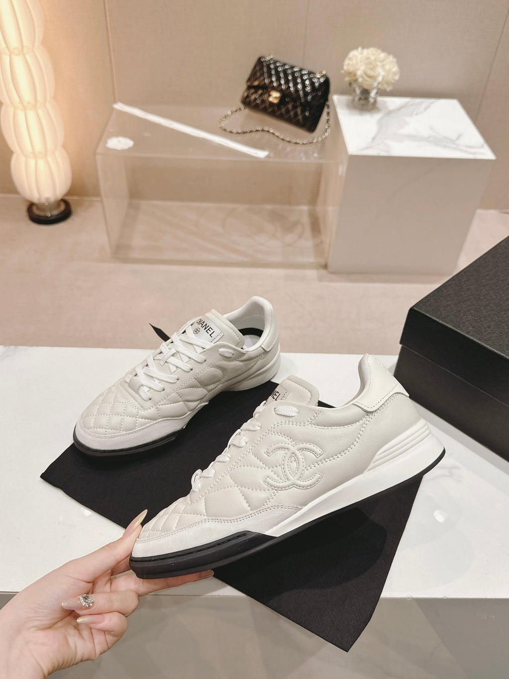 C-Sneakers