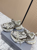 B-Sneakers